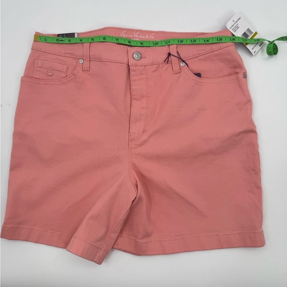 Gloria Vanderbilt NWT Shorts Size 14